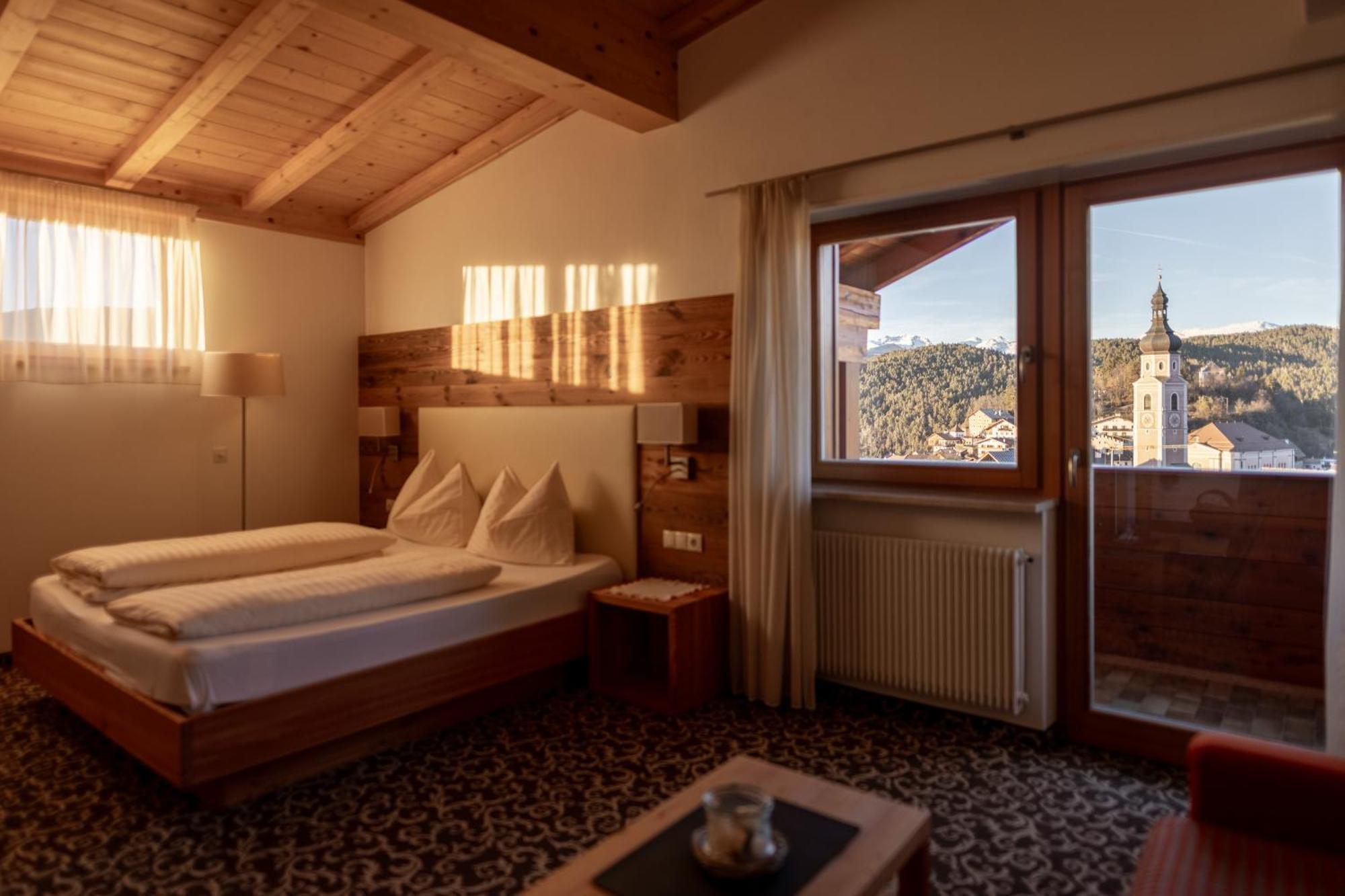 Garni Jasmin Bed and Breakfast Castelrotto Εξωτερικό φωτογραφία