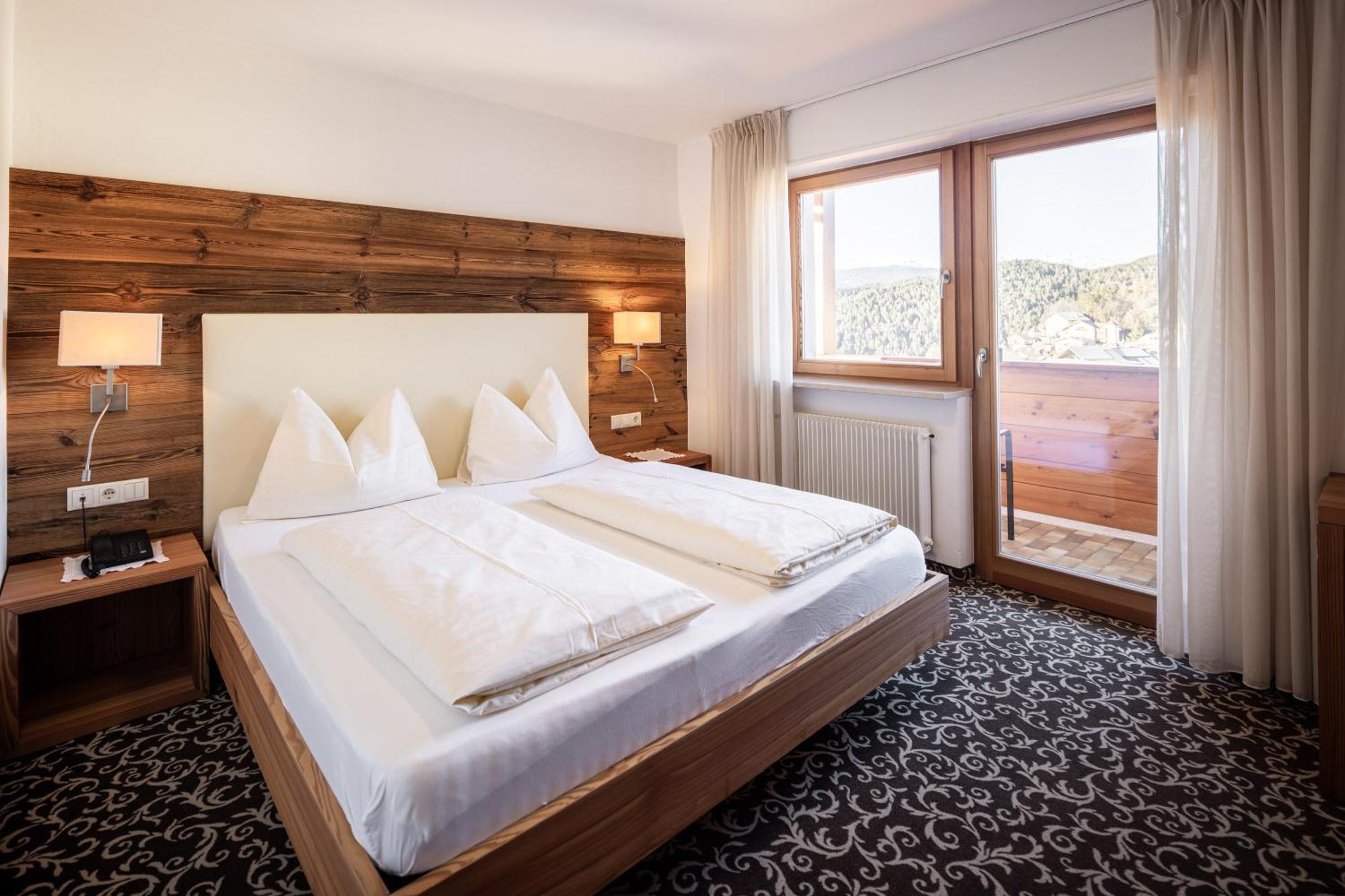 Garni Jasmin Bed and Breakfast Castelrotto Εξωτερικό φωτογραφία